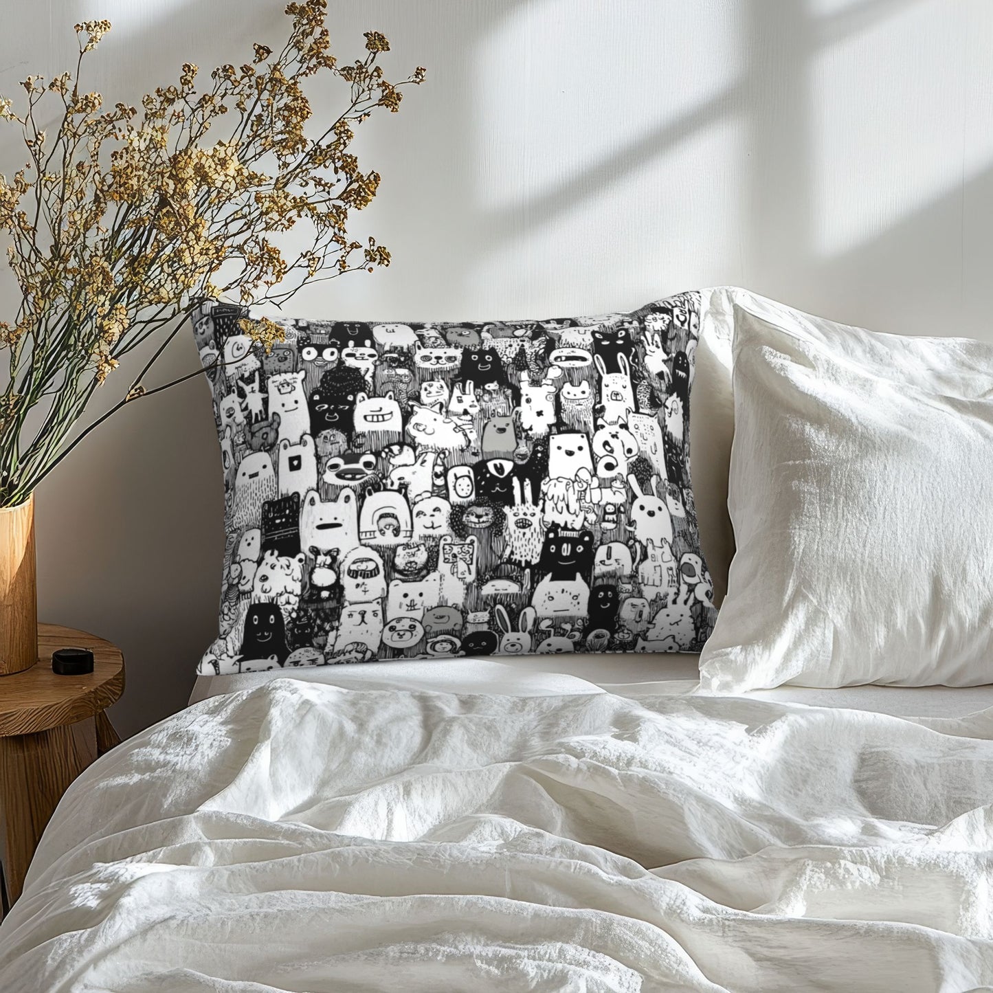 Cartoon Doodle Throw Pillow Cover｜20x16in Black & White Character Art Cushion Case｜Removable Modern Accent Pillowcase